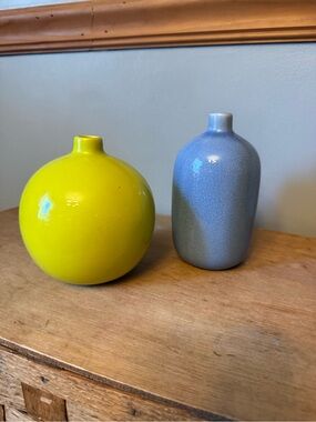 Crate & barrel set of two Perry green  Bud Vase and tall blue Textured Vase